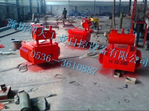 RCDE系列油冷式電磁除鐵器，內(nèi)部采用九十年代國際變壓器先進技術(shù)，變壓器油循環(huán)冷卻，全密封結(jié)構(gòu)，具有磁力大、防塵、防雨、耐腐蝕、連續(xù)工作使用壽命長等特點。