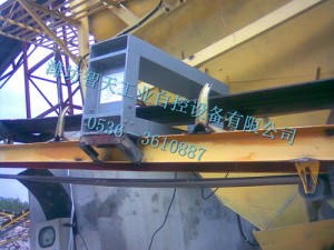 GJT-F金屬探測儀主要用于火力發(fā)電、水泥、建材、造紙、礦山、食品、化工等行業(yè)中，對原料中混雜的各種金屬物質(zhì)進行檢測。